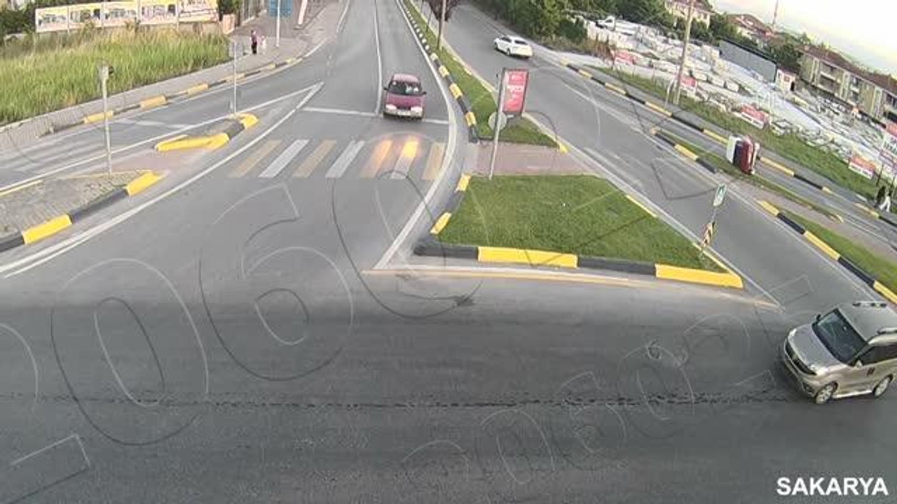 Trafik kazaları KGYS kameralarına yansıdı