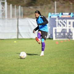 Afyon yerel haberleri: Afyonspor çalışmalarını çift antrenmanla sürdürüyor