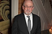 Salman Rushdie podría perder un ojo tras ser apuñalado