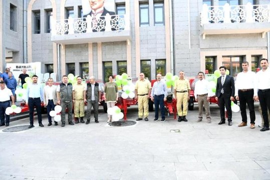 Çanakkale haberleri! ÇANAKKALE - AK Parti Grup Başkanvekili Turan, yangın söndürme tankeri dağıtım töreninde konuştu