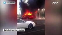 Hombres armados incendian vehículos en ataques simultáneos en Baja California