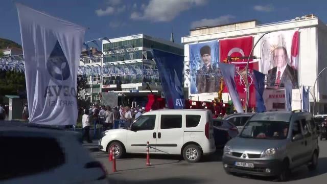 Yozgat haberi! Babacan'ın Yozgat Mitingi Öncesi Alana Erdoğan'ın Fotoğrafı Asıldı… Mehmet Emin Ekmen: Türk Demokrasisi Açısından Üzücü