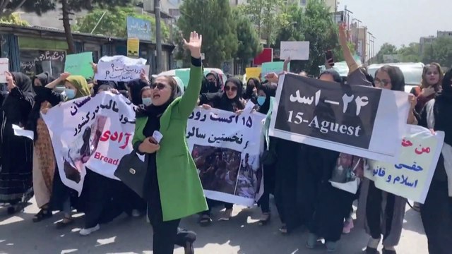 طالبان تطلق الرصاص على تظاهرة نسائية في كابول