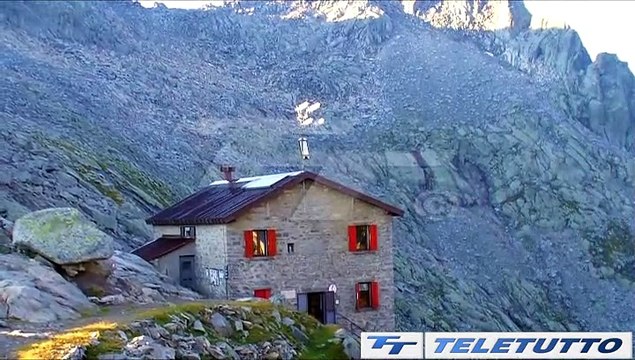 Video News - CADE IN UN DIRUPO E MUORE