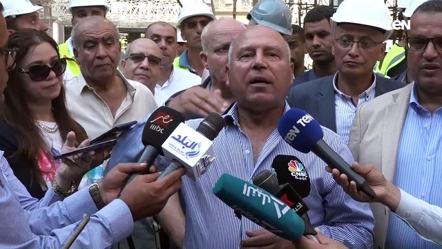 وزير النقل يتفقد الأعمال الإنشائية لمحطة قطارات صعيد مصر