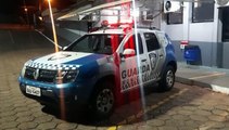 Mulher acusada de agredir a filho de 15 anos com guarda-chuva é detida pela GM no Bairro Alto Alegre