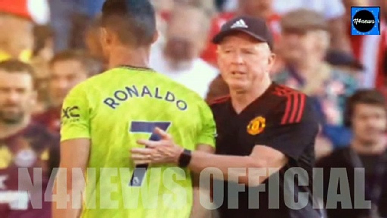 Ronaldo Appears to IGNORE Steve McClaren's Pleas to Acknowledge Man United's Travelling Fans