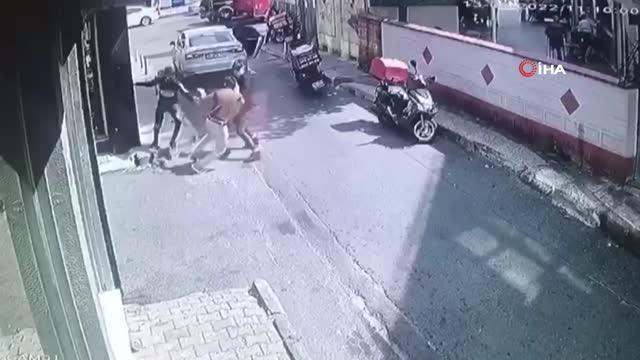 Son dakika haberleri! İstanbul'da film sahnelerini aratmayan olay kamerada: Biber gazı sıkıp kaçırmaya çalıştılar