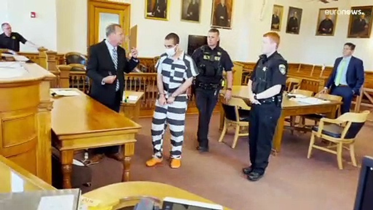 Mutmaßlicher Rushdie-Attentäter plädiert auf "nicht schuldig"