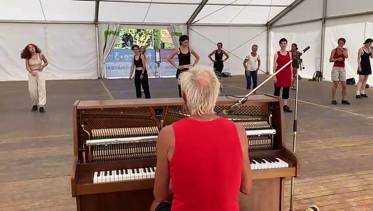 Un cours de danse au festival Darc à Châteauroux