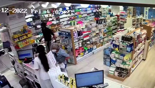 Atraco con cuchillo en una farmacia de la zona alta de Barcelona