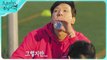 [HOT] Kim Jong-kook, a football player in action, 도포자락 휘날리며 220814
