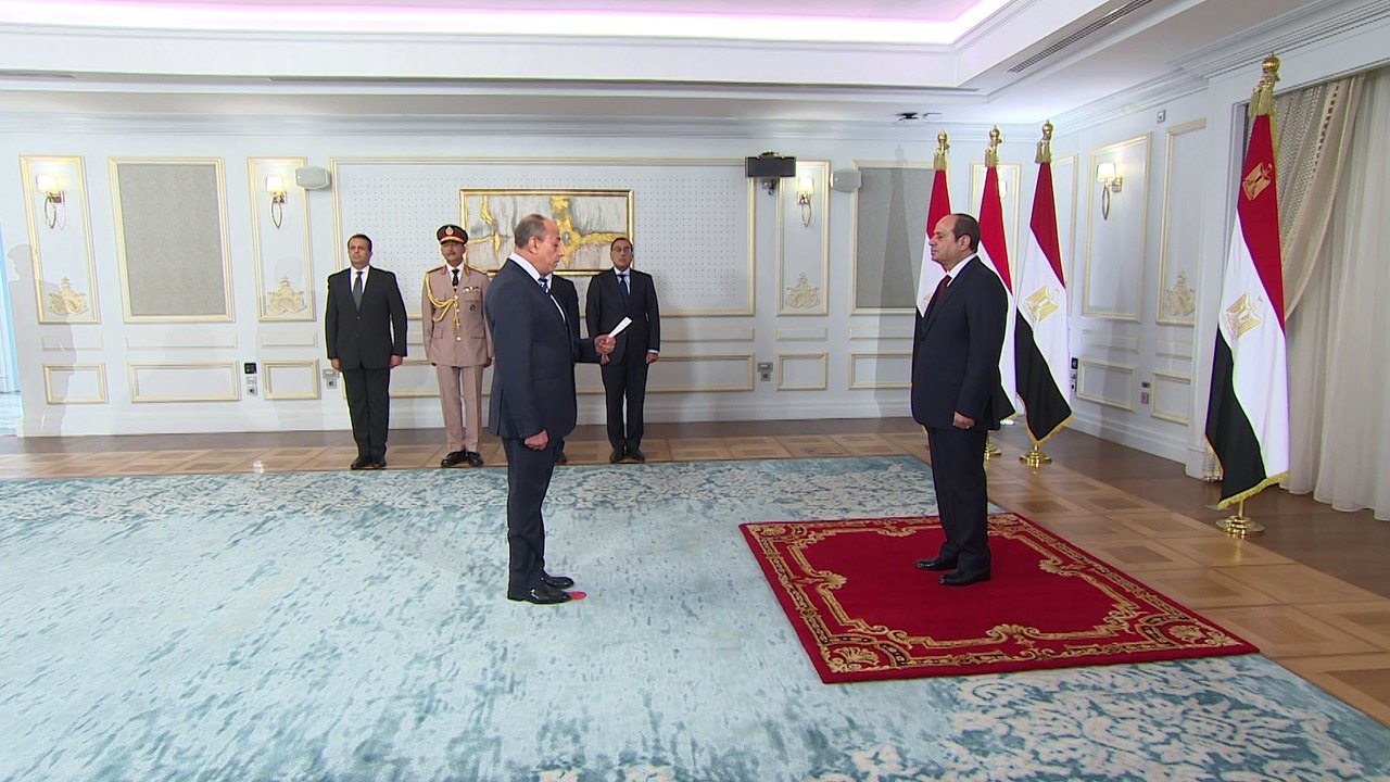 شاهد أداء الوزراء الجدد اليمين الدستورية أمام الرئيس السيسى