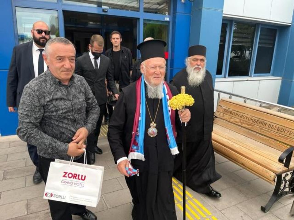 Trabzon genel haberleri | Fener Rum Patriği Bartholomeos Sümela'daki ayin için Trabzon'a geldi