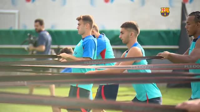 Sesión de recuperación para el Barça tras el primer fiasco de la temporada