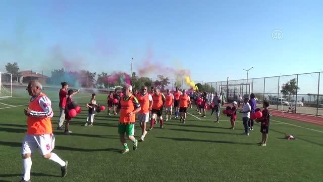 Bitlis haberi! Ahlat'ta 2. Şöhretler Karması Futbol Turnuvası düzenlendi