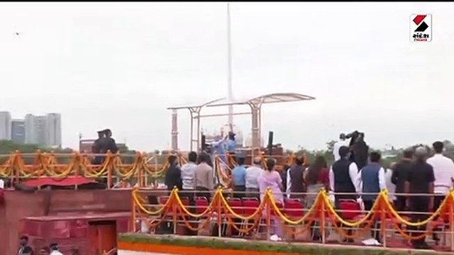 દેશભરમાં સ્વતંત્રતા દિવસની ઉજવણી