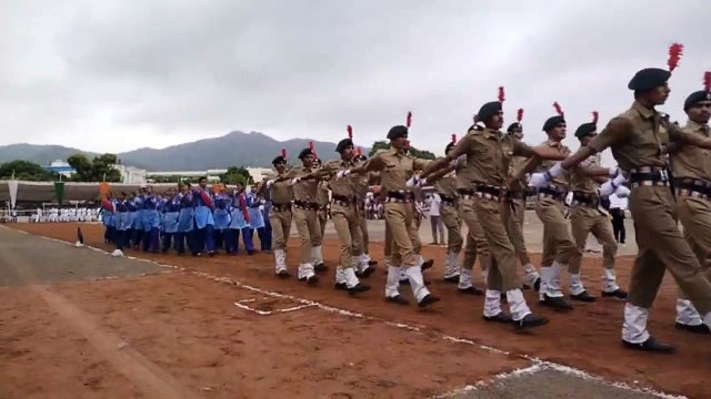 independence day: शहर में शान से लहराया स्वीधनता दिवस पर तिरंगा