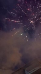 SULTANGAZİ'DE HAVAİ FİŞEKLER İLE TEHLİKELİ GÖSTERİ