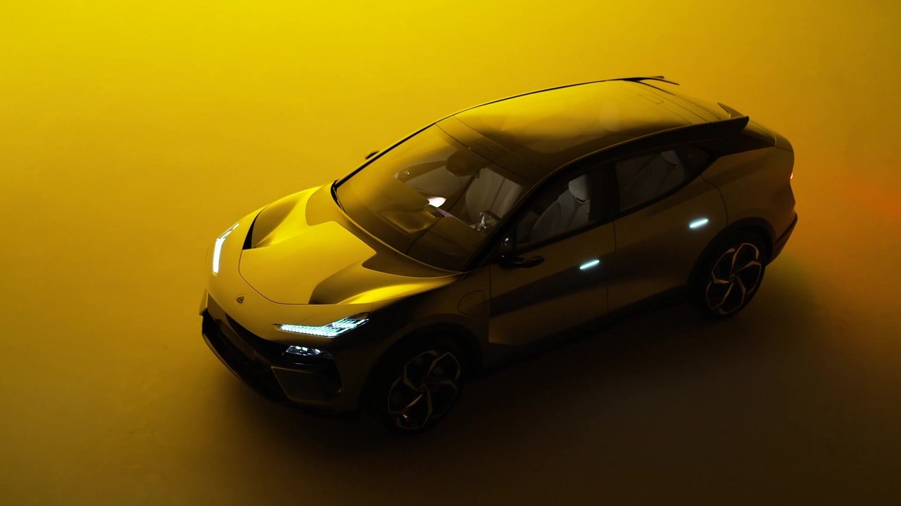 Lotus Eletre Design in Yellow - Studio Preview