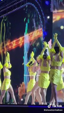 Phản ứng trái ngược của Lệ Quyên và Minh Hằng khi xem Hồ Ngọc Hà biểu diễn