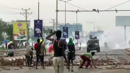 Sudanese protesters clash with security forces in fresh anti-military demonstrations