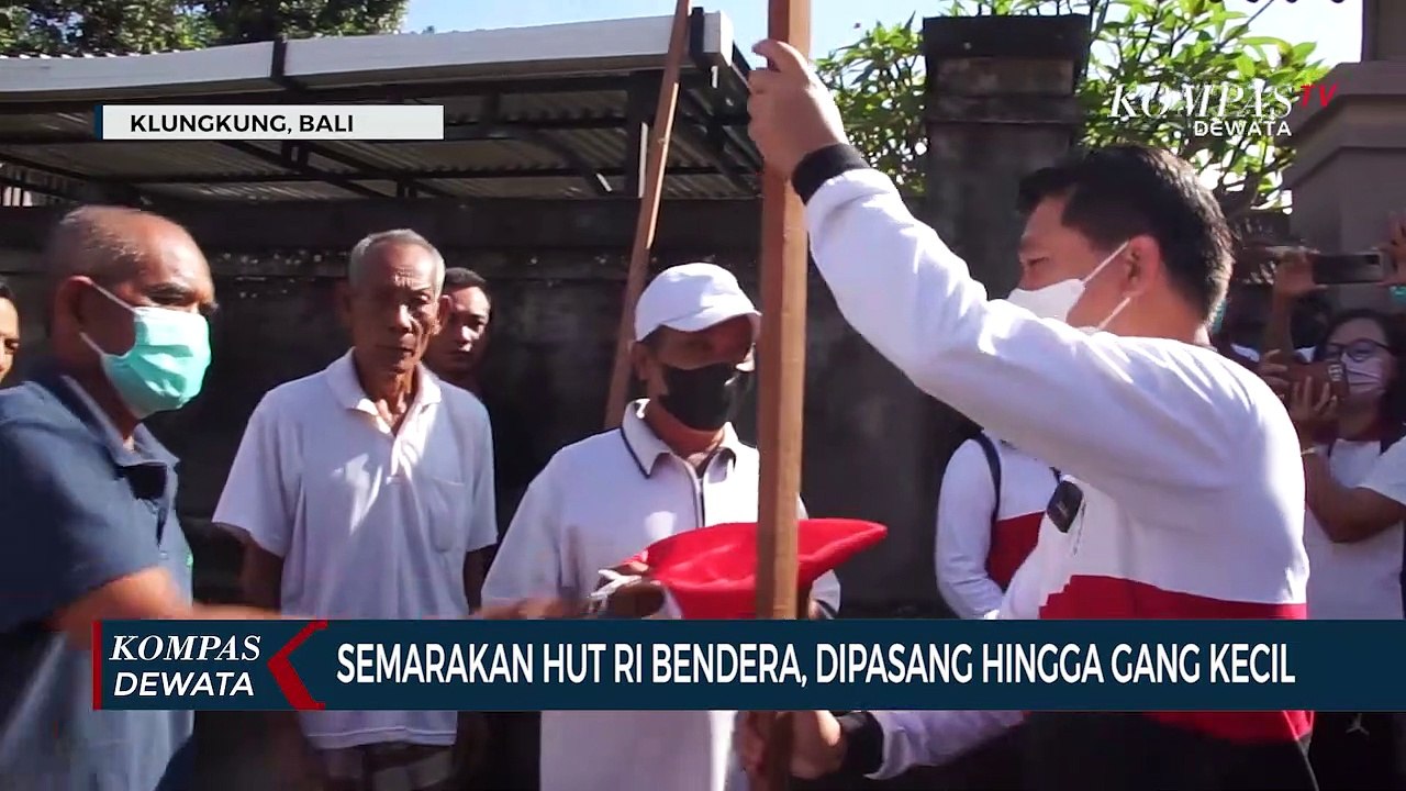 HUT RI, Bendera Dipasang Hingga Di Gang Kecil