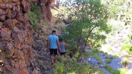 Kürük Şelalesi serinlemek isteyenlerden ilgi görüyor