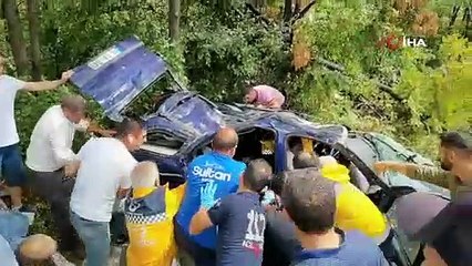 Bursa’da kanala düşen araçta can pazarı: 1’i ağır 3 yaralı