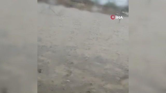 Ardahan haberi! Tekneler denizde değil, depoda yüzdü...Sağanak yağış depoları göle çevirdi