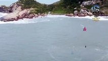 Surfista é resgatado em praia de Florianópolis