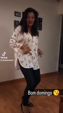 Laura Quintas, de 'Casados', aposta tudo em dança sensual