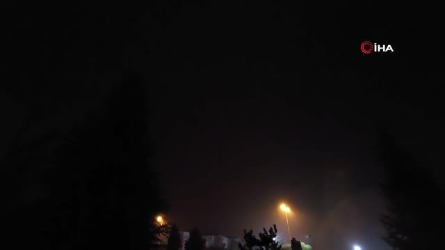 Karabük haber: Karabük'te şimşekler geceyi aydınlattı