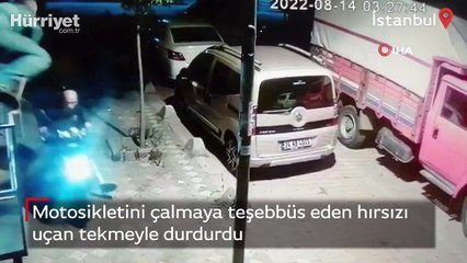 Motosikletini çalmaya teşebbüs eden hırsızı uçan tekmeyle durdurdu