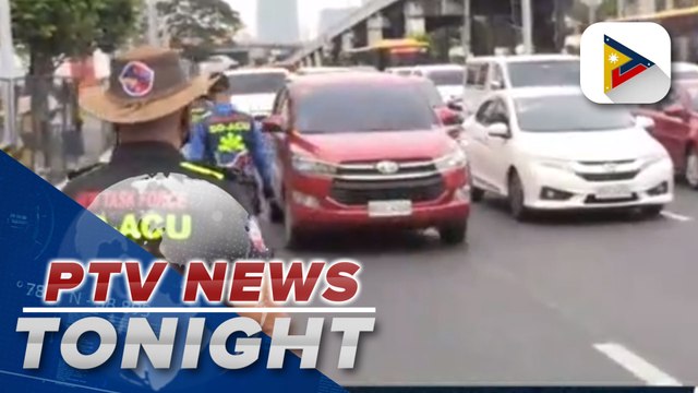 Hundreds of motorists accosted in EDSA-Estrella during the first day implementation of the expanded number coding scheme