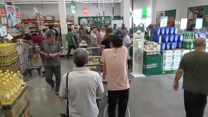 Son dakika haberi: İndirimi duyan koştu, kasada uzun kuyruklar oluştu