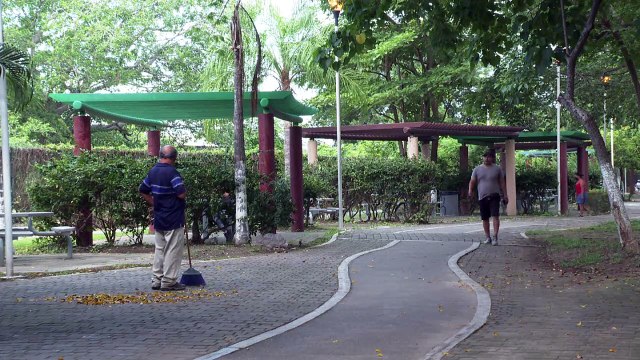 Obra inconclusa en el parque lineal del río Pitillal | CPS Noticias Puerto Vallarta