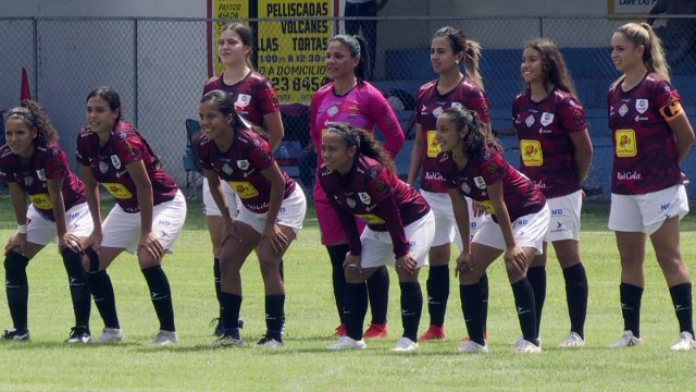 Nataly Pelayo destaca como entrenadora de la selección femenil | CPS Noticias Puerto Vallarta