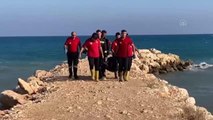 Denize giren 2 arkadaştan biri boğuldu, diğeri kurtarıldı