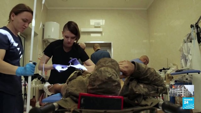 En Donetsk, Ucrania, los médicos trabajan sin cesar para atender a los soldados heridos