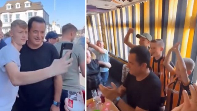 Hull City taraftarları sokağa döküldü; Acun Ilıcalı kutlamalara katıldı