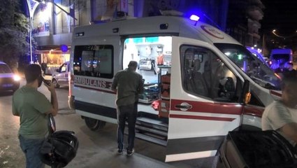 Evdeki tartışma kanlı bitti, 15 yaşındaki çocuk kazara bıçaklandı