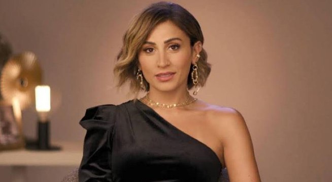 دينا الشربيني تتجاوز الانفصال عن عمرو دياب وتعيش قصة حب