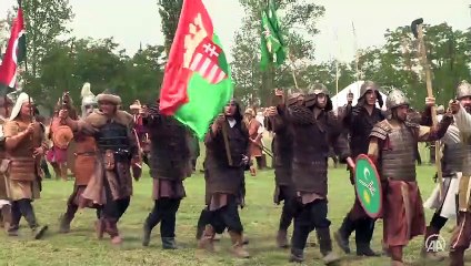 Türk kökenli milletler Macaristan'daki "Büyük Kurultay"da bir araya geldi