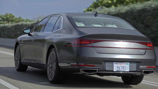 Der neue Genesis G90 - Der Innenraum bringt neue Technologien und analoge Empfindungen in Einklang