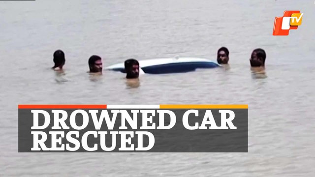Car Submerged In Flood In Odisha Pulled Out By Locals
