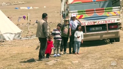 Erzurum'un yaylaları, doğu ve güneydoğudan göçer aileleri ağırlıyor