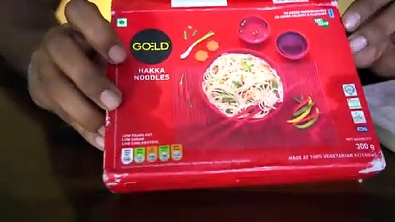 Cheap VS Expensive Noodles | रोड़ किनारे वाली चाउमीन या होटल वाली ? yash ke experiment