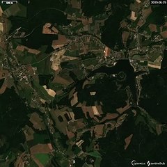Les effets de la sécheresse sur le lac de Bouzey près d'Epinal : août 2017-août 2022