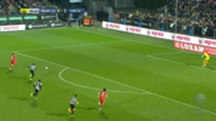 Di Maria clincher sends PSG back top with Monaco